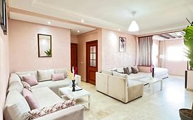 Suitouiss - Agdal 2 - Appartement A 2 Minutes De La Gare De Train Tgv Rabat