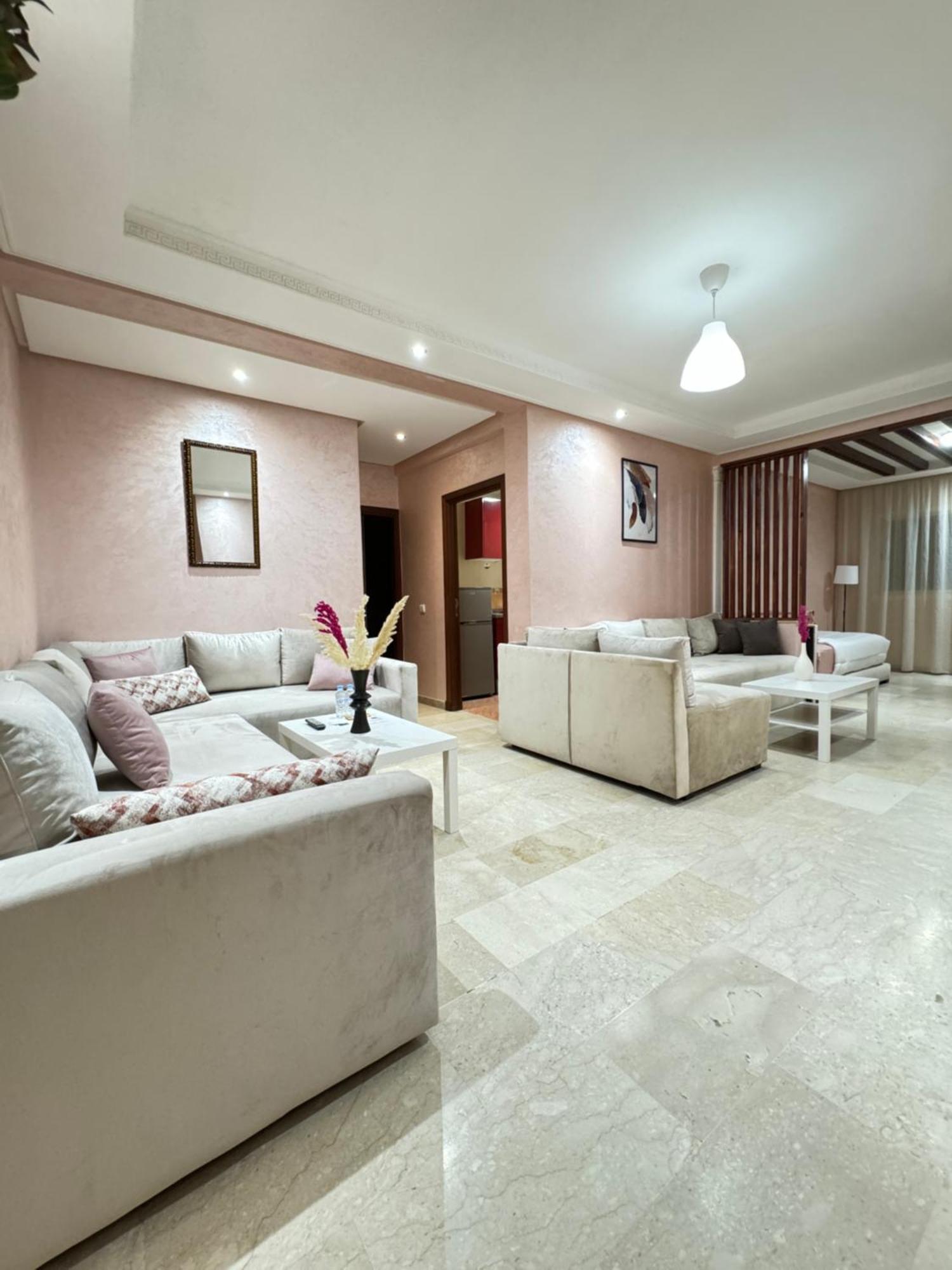 Suitouiss - Agdal 2 - Appartement A 2 Minutes De La Gare De Train Tgv Rabat Extérieur photo