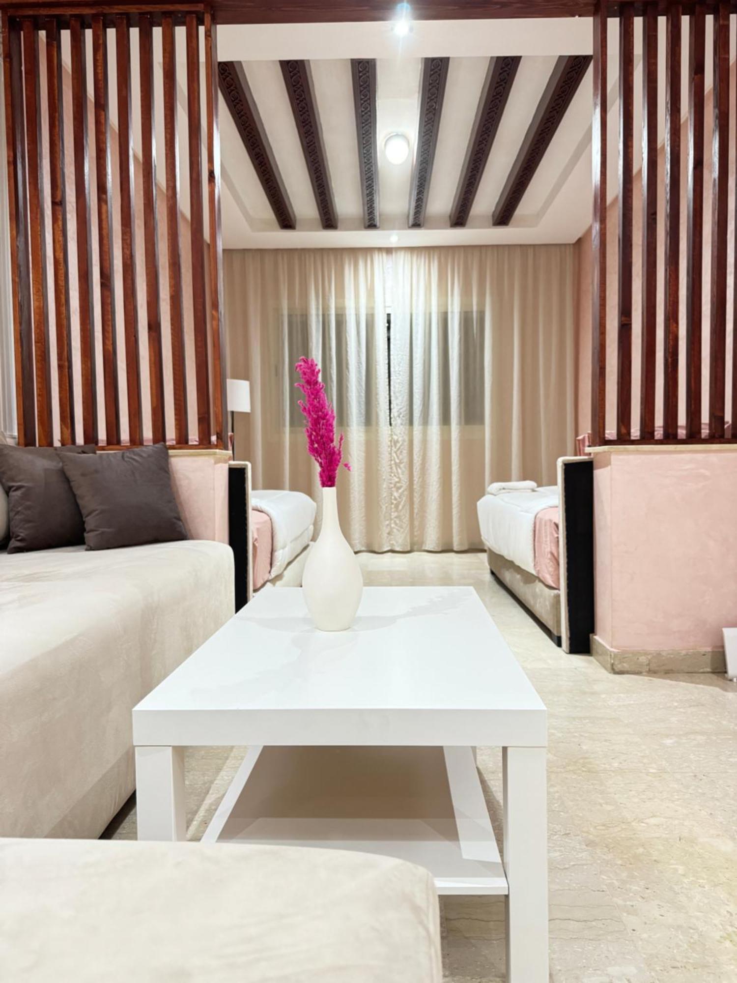 Suitouiss - Agdal 2 - Appartement A 2 Minutes De La Gare De Train Tgv Rabat Extérieur photo