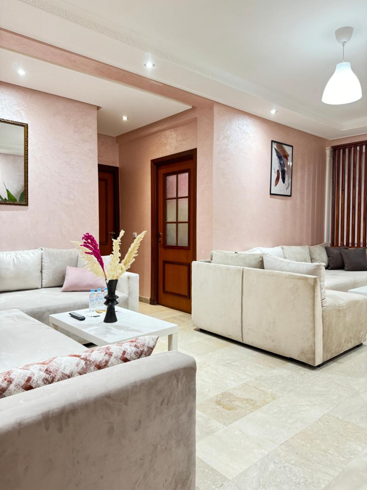 Suitouiss - Agdal 2 - Appartement A 2 Minutes De La Gare De Train Tgv Rabat Extérieur photo
